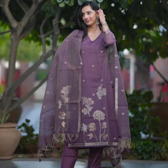 Mauve Purple Kurta Pant Set with Floral Print & Sheer Dupatta