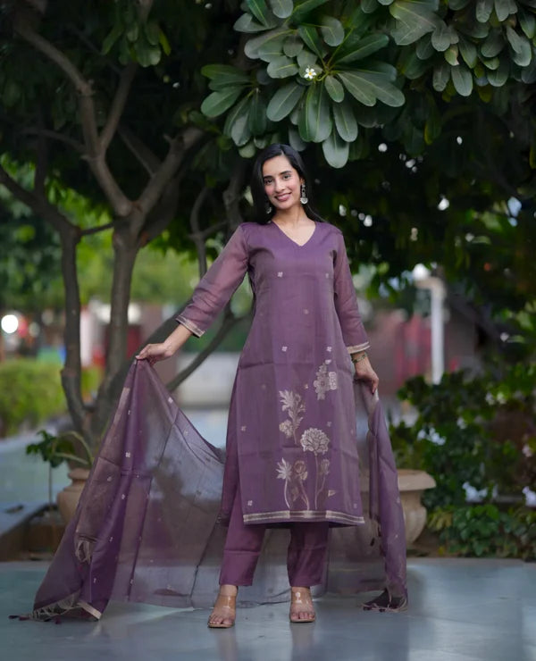 Mauve Purple Kurta Pant Set with Floral Print & Sheer Dupatta