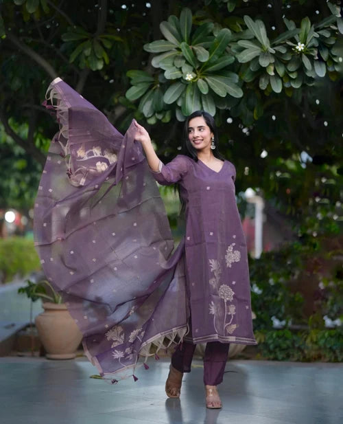 Mauve Purple Kurta Pant Set with Floral Print & Sheer Dupatta